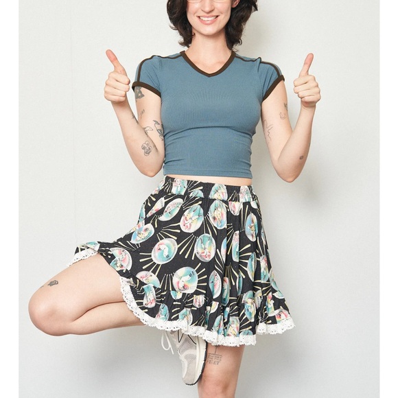 Fashion Brand Company FBC Baseballs Linen Petticoat Mini Skirt - Picture 6 of 9